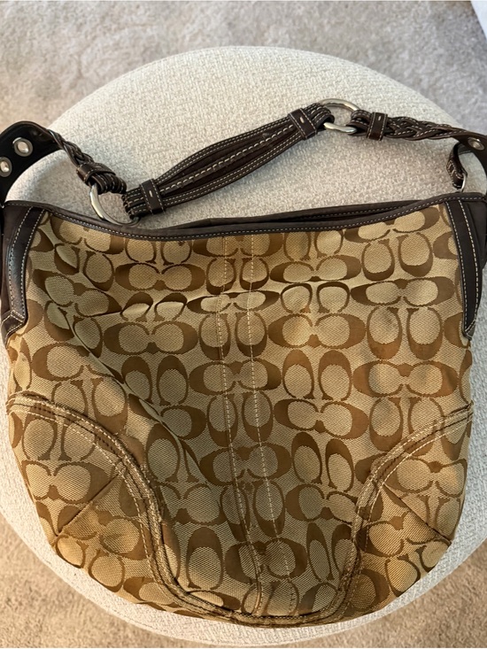 Coach Handbags - Vintage Coach Signature Canvas Leather Hobo Bag purse in Khaki/Brown 6257